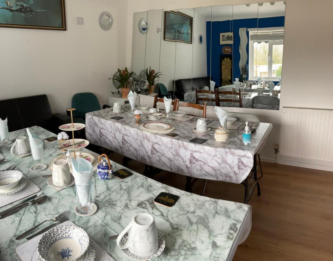 Ponders End Bed & Breakfast Newport  Exterior photo